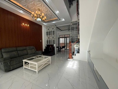 Bán nhà hẻm xe tải - đường rộng đủ 2 xe ô tô tránh nhau - hẻm 2552 huỳnh tấn phát, phú xuân, tt nhà 2