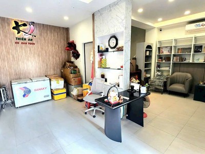 Mặt tiền đường lý phục man, q7 - 7,4m x 6m - sổ hồng - 44m - 7,9 tỷ 2