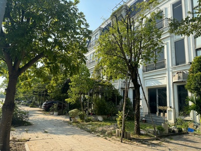 Bán nhà 4 tầng xây thô tại vci mountain view, 8,5 tỷ, 117m2, mặt tiền 6,5m 3