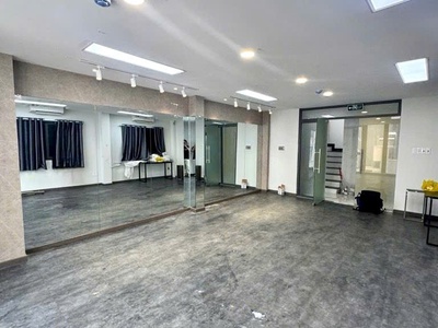 Bán tòa nhà 5 tầng - mặt tiền kd đ.đề thám, p.cầu ông lãnh, quận 1 - dt 52m2 ngang lớn 4,5m 11m - 4