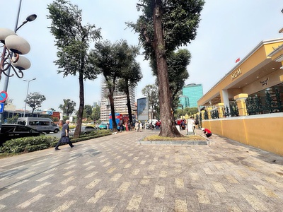 Độc tôn bán nhà 2 tầng mặt tiền đ.nguyễn du, p.bến nghé, quận 1 - dt 4m 15m - dòng tiền đều 1,1 3