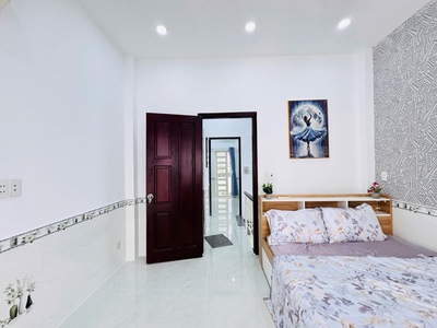 Bán nhà lô góc hai mặt tiền hxh nguyễn duy cung ngang 4m gần emart phan huy ích nhỉnh 3tỷ. 2