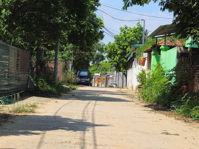 Bán lô đất 1.028m   thực tế  1.300m  , 14, xx tỷ gần vòng xuyến vci   phường vĩnh phúc, phú thọ 1