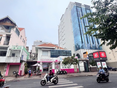 Bán nhà 2 tầng mặt tiền hẻm xe hơi ngủ trong nhà đ.nguyễn đình chiểu, quận 3 - dt đẹp 4,1m 19m full 3