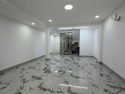 Nhà mới đẹp quận5 hẻm 5m, 6tầng có tm, sau lưng mặt tiền cao đạt ngang4.5m 11.9tỷ 1