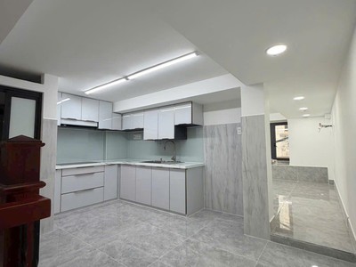 Nhà mới đẹp quận5 hẻm 5m, 6tầng có tm, sau lưng mặt tiền cao đạt ngang4.5m 11.9tỷ 3