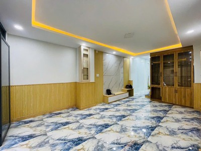 Nhỉnh 5 tỷ- nhà hẻm ba gác   ngay cầu nguyễn văn cử 3 tầng btct  4.4x11m  giao nhà ngay. 2