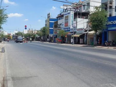 Bán nhà mặt tiền 8x27m giá 16,5 tỷ đường tô ký 0