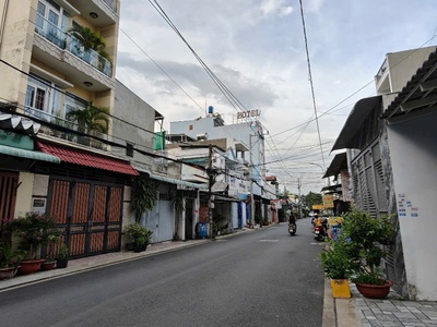 Giá rẻ hiếm   đất trung tâm q12   5x38 chỉ 4.1 tỷ xây nhà vườn quá đỉnh 1