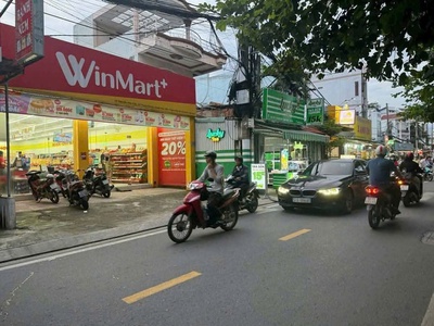 Mặt tiền nguyễn hữu cầu   trung chánh, hóc môn - kd đỉnh   sầm uất ngày đêm 1