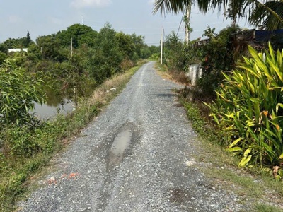 Sát vinhomes hóc môn nhà vườn thổ cư giá hời hiếm có - rẻ hơn củ chi 0