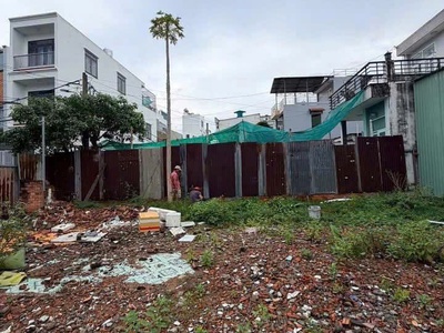 Đất đẹp 2mt hẻm thông   trung tâm thới an, q12 hẻm 5,5m thông 3 hướng   vị trí 1-0-2 2