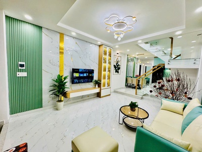 Bán nhà - chính chủ - ngay trung tâm phú nhuận - tặng full nội thất - 3pn lớn - 56m2 - 3 tầng btct 3