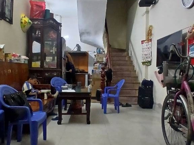 Bán nhà kim giang, thanh liệt, gần ô tô, gần phố, 26m2, 4.9 tỷ ctl 0