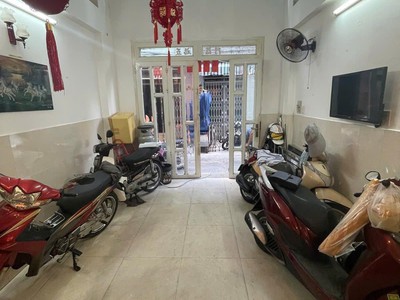 Quận 5 - 5 lầu - 43m-7pn hxh sát đường trần hưng đạo-trần phú- 8 tỷ xíu 3