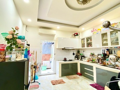 Bán nhà mặt phố đường  đại lộ 3, phước bình, q9, thủ đức, tp hcm. dt  82m2, 3 tầng, giá 11.8  tỷ, 1