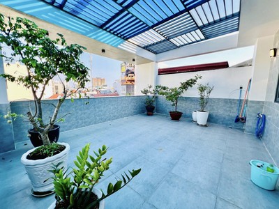 Bán nhà nguyễn sơn hxh thông  4 tầng có thang máy  97m ngang 5.8  giá 15 2