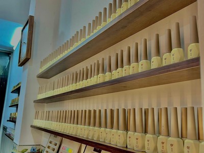 Chuyển về nhà làm nên cần sang nhượng lại toàn bộ tiệm nail và gội đầu dưỡng sinh, mi 1