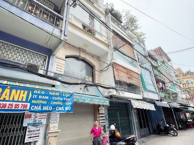 Bán nhà 6 tầng - hxh đậu cửa đ.nguyễn đình chiểu, quận 3 - đường xe tải 8m thông  3 căn ra mặt tièn 0