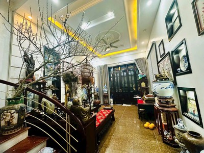 Bán căn nhà 3 tầng ngõ phố Bình Lộc, ph Tân Bình, TP HD, 42m2, 3 ngủ, nhà đẹp, ngõ oto vào 0