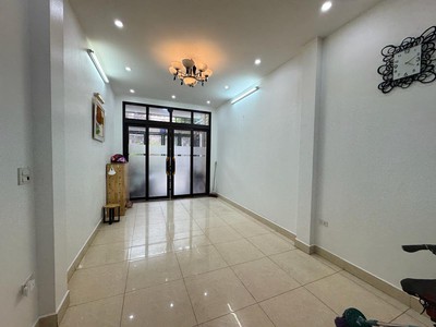 Cần bán nhà riêng 4 tầng ngõ 466 Đê La Thành oto đỗ cửa 19.5 tỷ 1