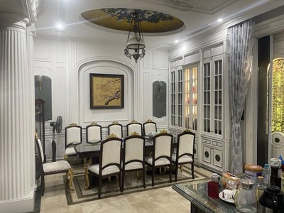 Hiếm, bán nhà phố liễu giai, ô tô tránh, kinh doanh, chỉ 35 tỷ 2