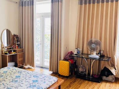 Bán nhà đường 102, phường tăng nhơn phú a, q9, thủ đức, tp hcm. dt 84m2, 3 tầng, 4pn, sổ hồng, giá 3