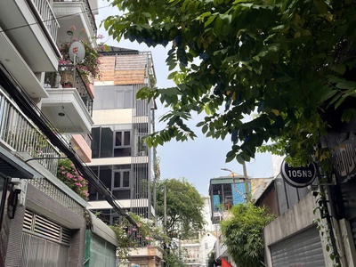 Hiếm, bán nhà phố liễu giai, ô tô tránh, kinh doanh, chỉ 35 tỷ 3