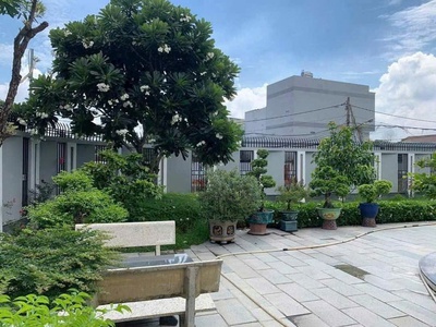 Biệt thự góc 2 mt thới tam thôn, hóc môn chủ ngộp ra gấp 3