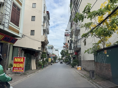 Mặt Phố Cửu Việt 1, Gia Lâm: 100m2 Đất Vàng - Đường 8m - Chiến Lược Cận Phố Thành Trung 5