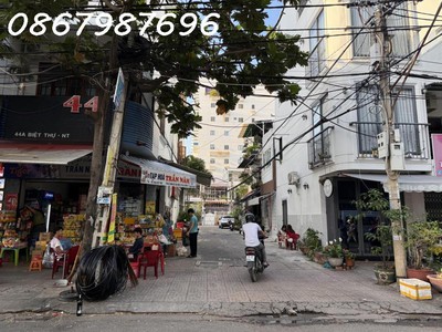 Chỉ 4,6 tỷ sở hữu nhà đường biệt thự khu phố tây nha trang, hẻm ô tô 7met cách biển 200met 4