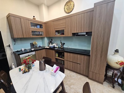 Giảm chào 600 triệu bán nhà thái hà, 40m2, 4 tầng, mặt tiền 4m, 14.8 tỷ, vỉa hè, ô tô tránh 0