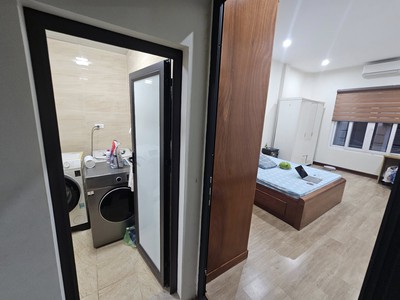 Giảm chào 600 triệu bán nhà thái hà, 40m2, 4 tầng, mặt tiền 4m, 14.8 tỷ, vỉa hè, ô tô tránh 1