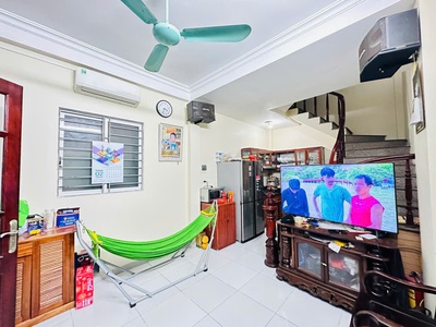 cơ hội hiếm có nhà thổ quan 13m lô góc trung tâm, chỉ hơn 1 tỷ. 2