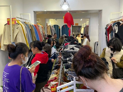 Sang nhượng shop quần áo - trâu quỳ, gia lâm - vào là bán ngay 1