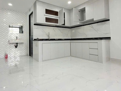 Bán nhà shr 2 sẹt ht 45 q12  sổ công nhận 33 m hoàn công đầy đủ  ,ngang 4,05 dài 8 nhà đúc lửng ,có 2