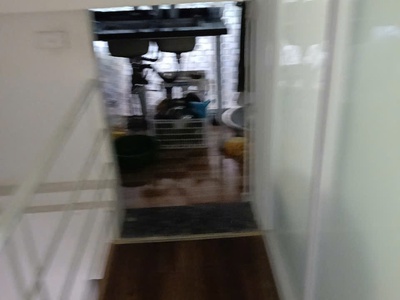 Bán nhà 2 tầng xây đẹp chắc chắn, mặt chợ 5 tầng buôn bán sầm uất, thông các ngõ 72 đường lĩnh Nam 6