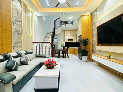 Bán nhà 3 tầng 3 mê ô tô vào tận nhà tôn đức thắng - full nội thất mới keng 2