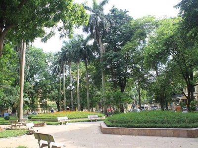 23.02.23.3. bán nhà mặt phố quận hai bà trưng cũ, giá chỉ 125 triệu/m2, diện tích 117,2m2 1