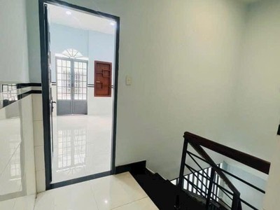 Bán nhà hxh đường trần thái tông 32m2 nở hậu tài lộc gần chợ tân trụ dọn vào ở ngay chỉ 4tỷ. 4