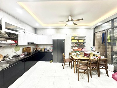 Siêu phẩm  phúc hoa  tây hồ-phân lô  vỉa hè- otô tránh- gara oto 75m 23.9 tỷ. 1