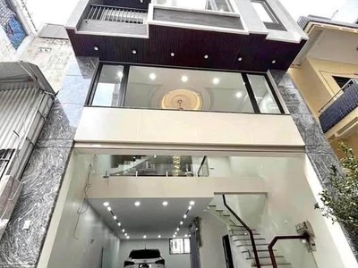 Cực đẹp, bán nhà khu vĩnh phúc, phân lô ô tô tránh, 10 tầng kinh doanh chỉ 23 tỷ 2