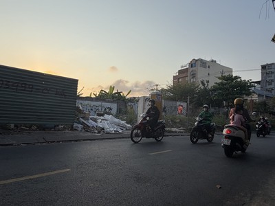 Bán đất mặt tiền mỹ đa đông 12, 83m2, giá 15.5 tỷ sát biển mỹ khê 0