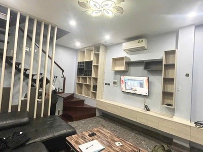 Nhà  hiếm  đẹp  - 5 tầng full công năng - chủ tặng đủ nội thất 8888 2