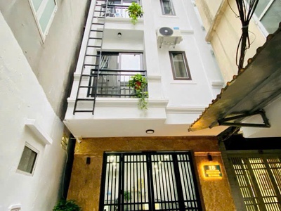 Chính chủ cho thuê phòng giá tốt tại số 18 ngách 201/2  đê tô hoàng, phường bách khoa, quận hai bà 0