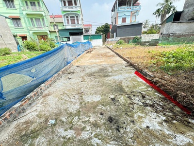 Cực hiếm 43m đất tiền phong, mê linh. giá 3,4 tỷ. full thổ cư, ô tô đỗ. gần trường đh tài chính 1