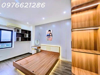 Bán căn hộ k2-việt hưng- long biên   78m    3pn   2wc   giá 5,x tỷ   mới koong   full nội thất -về 2