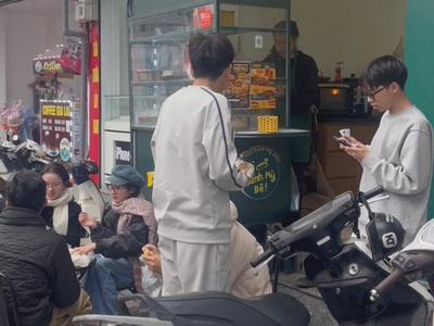 Chính chủ cần sang nhượng gấp quán bánh mỳ   110 chùa bộc, hà nội 2