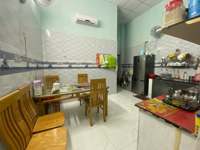 Cần bán nhà c4 mt bình minh 1 sát công viên apec 1