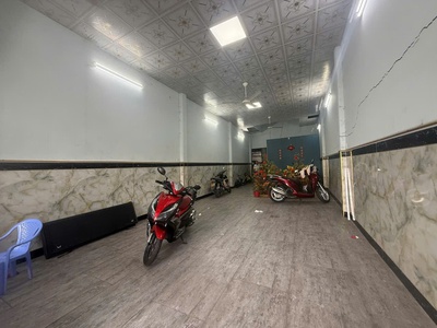 Bán nhà mặt tiền đường sinco . bình tân .nhà cấp 4 124m2 , 5x25 chỉ 8.9 tỷ 2